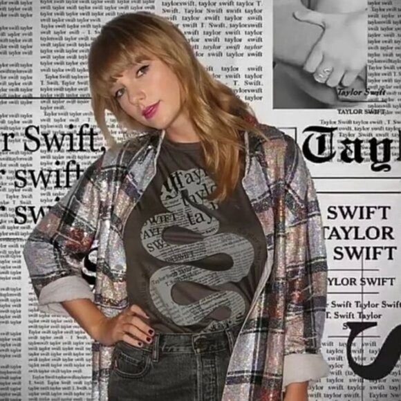 Taylor Swift Reputation Snake Tour Muscle Tank Top Dark Grey Size Small - Picture 1 of 3